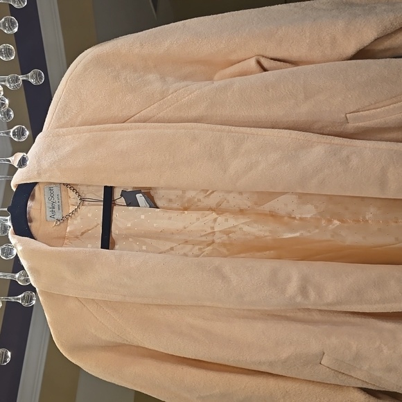 Ahsley Scott Vintage Wool Stylish Women's Pea Coat in Light Peach - Picture 3 of 16